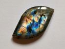 850762 Kaboszon labradoryt markiza , ok.: 39,8x26x10,5mm