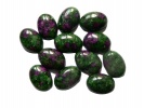 910440 Kaboszon zoisyt z rubinem owal ok.: 18x13mm